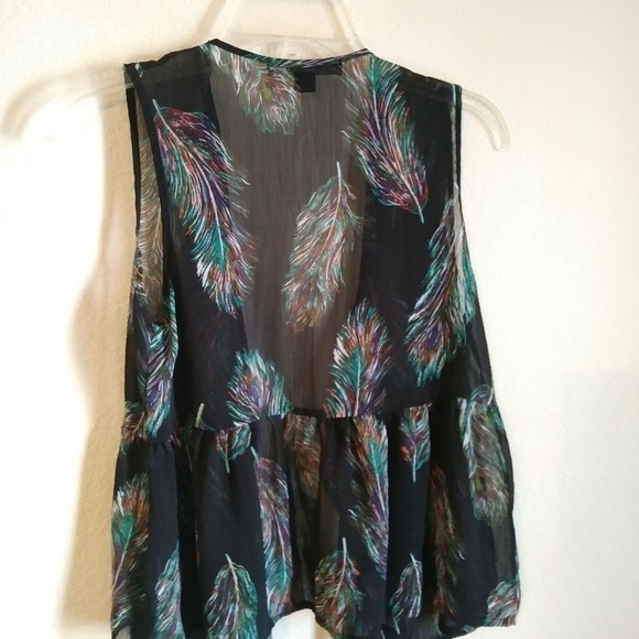 Sheer Boho Vest with Vibrant Feather Pattern S P - Picture 2 of 4